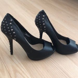 ✨Black Deb Heels - Size 10 NWT
